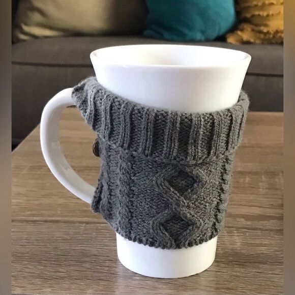 NWOT … Warm & Comfy Sweater Mug - Picture 2 of 4